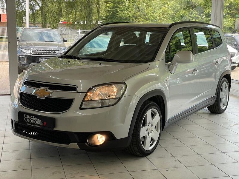 Silber Gebraucht 2013 Chevrolet Orlando LTZ Van / Kleinbus | 8.900 € (Etwas zu teuer) - Bild 1/4