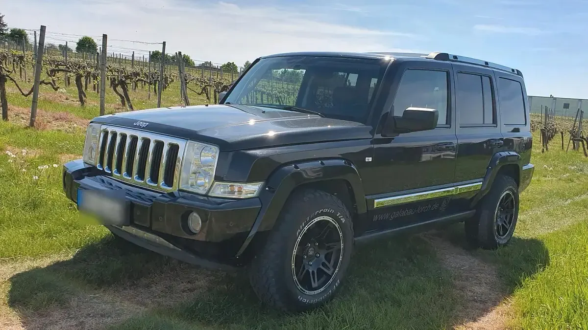 Usata Jeep Commander 218 CV (160 kW) 2006 Nero SUV