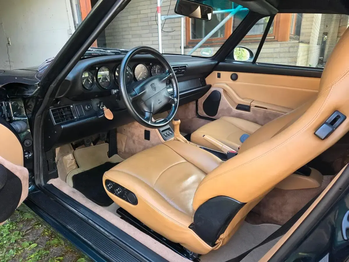 Gebraucht Porsche 993 286 PS (210 kW) 1997 Grün Cabrio