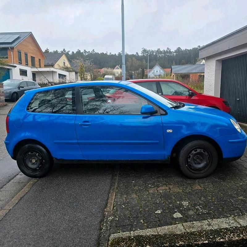 Gebraucht VW Polo 55 PS (40 kW) 2004 Blau Kleinwagen