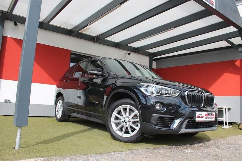 Schwarz Gebraucht 2016 BMW X1 Advantage SUV | 9.495 € (Etwas zu teuer) - Bild 1/4