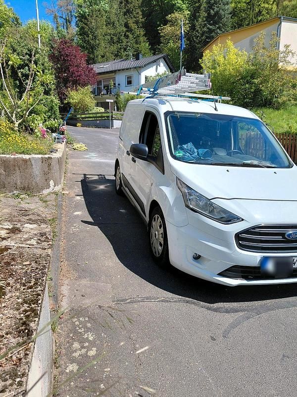 Second-hand Ford Transit Connect 100 CP (73 kW) 2018 Alb Monovolum