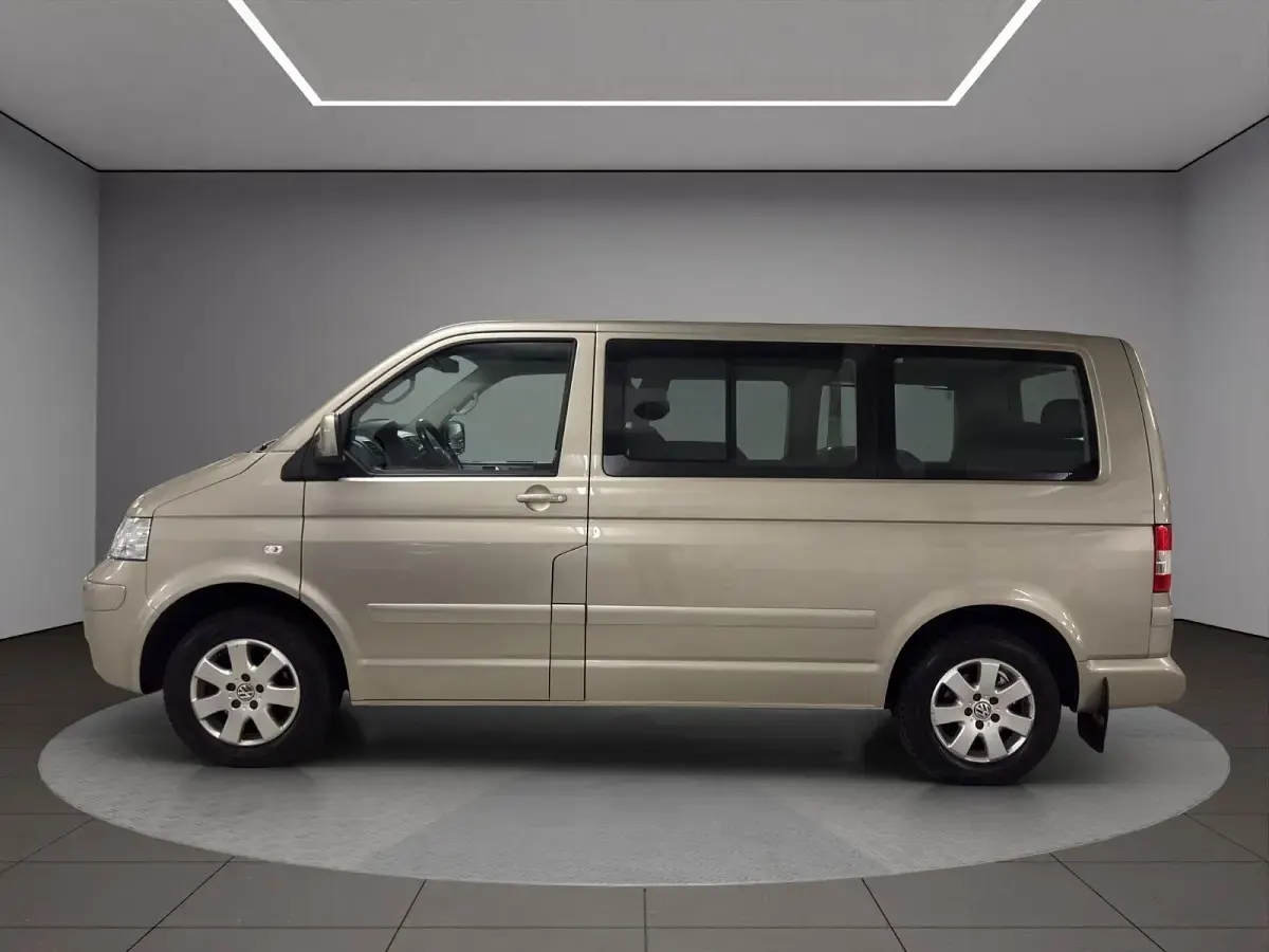Gebraucht VW T5 131 PS (96 kW) 2009 Beige Van