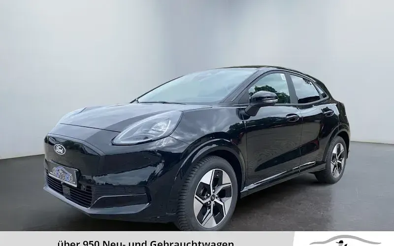 Neu Ford Puma Gen-E 124 kW (169 PS) 2026 Obsidianschwarz SUV