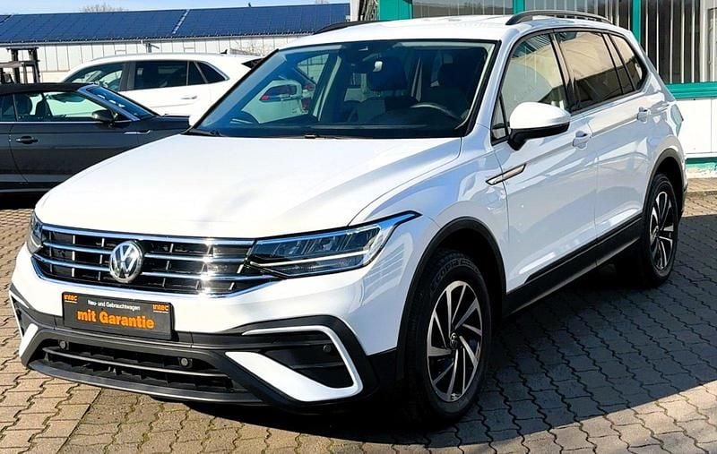 Gebraucht VW Tiguan 186 PS (136 kW) 2024 Weiß SUV