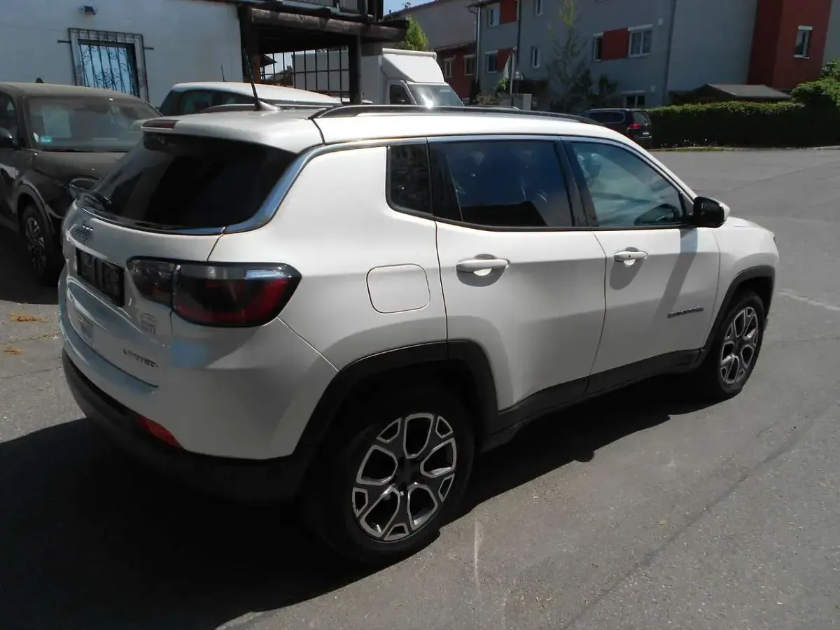 Usata Jeep Compass Limited 170 CV (125 kW) 2019 Bianco SUV