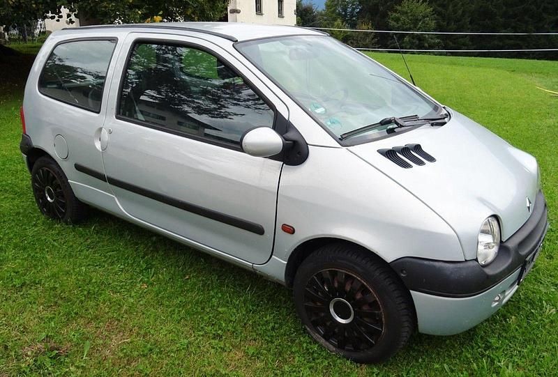 Silber Gebraucht 2001 Renault Twingo Kleinwagen | 500 € (Superpreis) - Bild 1/4