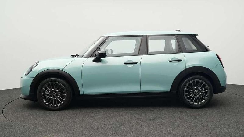 Używany Mini Cooper Classic 156 KM (114 kW) 2024 Zielony Hatchback