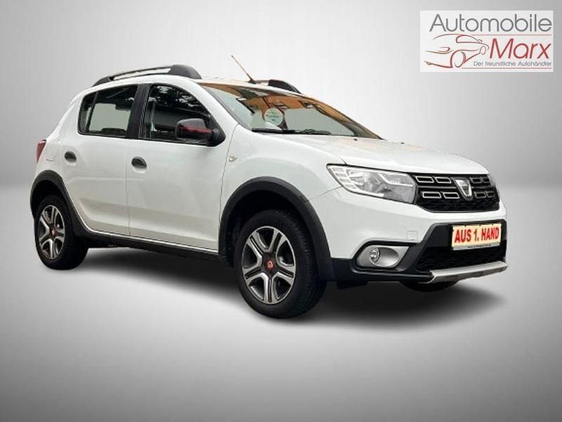 Weiß Gebraucht 2020 Dacia Sandero Prestige Kleinwagen | 11.499 € (Fairer Preis) - Bild 1/4