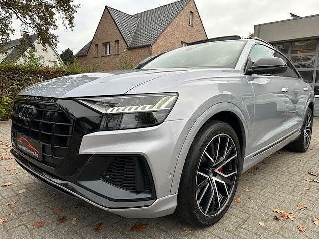 Silber Gebraucht 2021 Audi Q8 Sport SUV | 52.000 € (Fairer Preis) - Bild 1/4