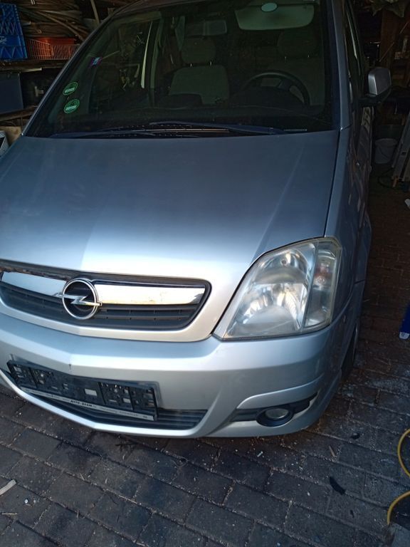 Silber Gebraucht 2003 Opel Meriva Van / Kleinbus | 1.300 € (Guter Preis) - Bild 1/4