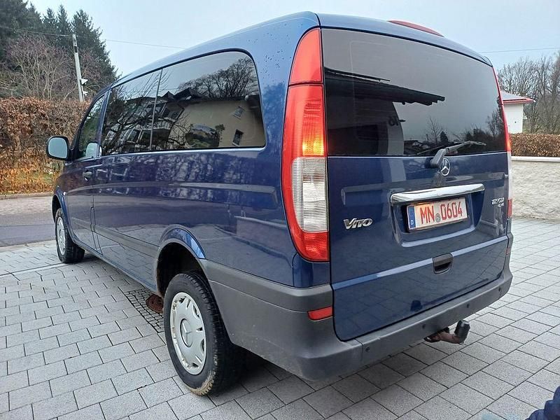 Gebraucht Mercedes Viano 150 PS (110 kW) 2006 Blau Van / Kleinbus