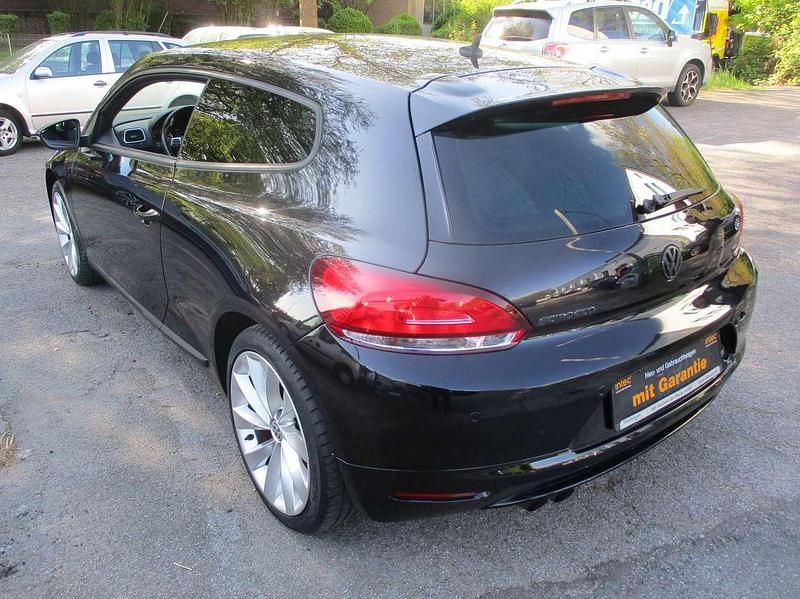 Gebraucht VW Scirocco Team 122 PS (89 kW) 2010 Deep black perleffekt Coupé