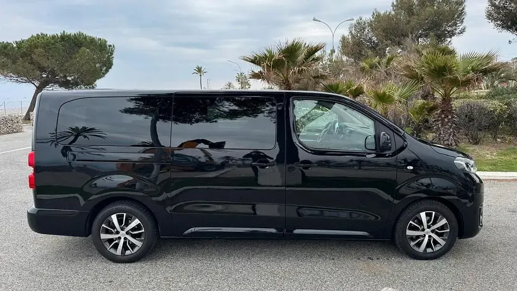 Używany Toyota Proace 150 KM (110 kW) 2019 Czarny Minivan