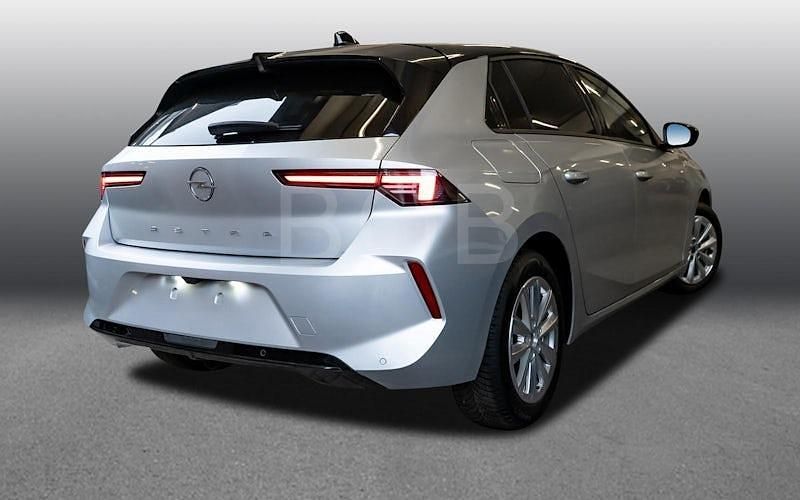 Gebraucht Opel Astra Elegance 131 PS (96 kW) 2024 Silber Limousine