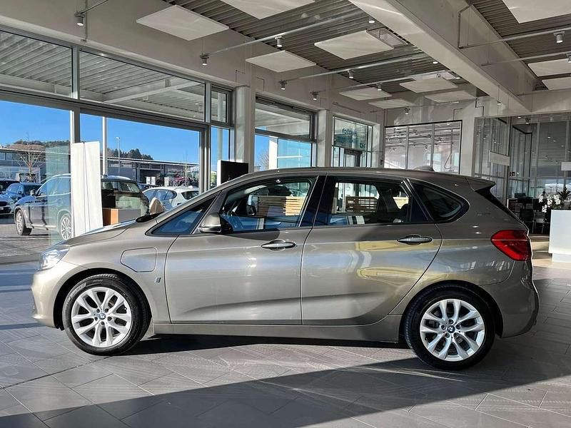 Gebraucht BMW 225 Advantage 224 PS (164 kW) 2017 Grau Van / Kleinbus