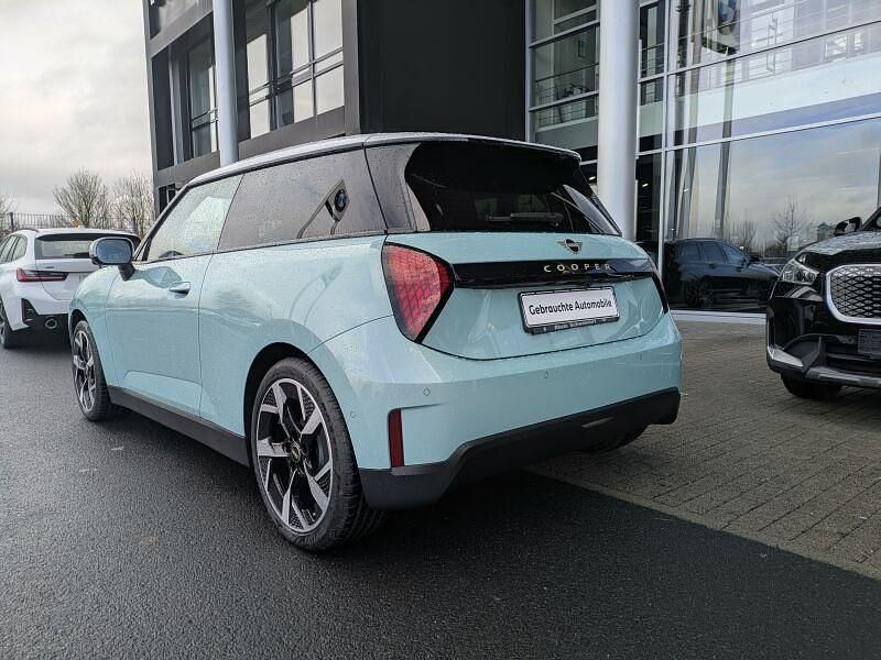 Gebraucht Mini Cooper 135 kW (184 PS) 2025 Ocean wave green Kleinwagen