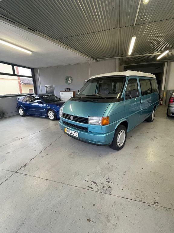 Grün Gebraucht 1991 VW T4 California Van | 13.999 € - Bild 1/4