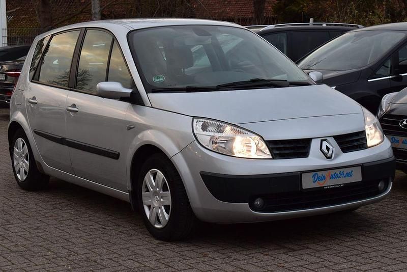 Gebraucht Renault Scénic II Avantage 111 PS (81 kW) 2005 Silber Van / Kleinbus