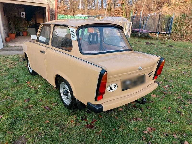 Beige Gebraucht 1987 Trabant 601 Kleinwagen | 4.800 € - Bild 1/4