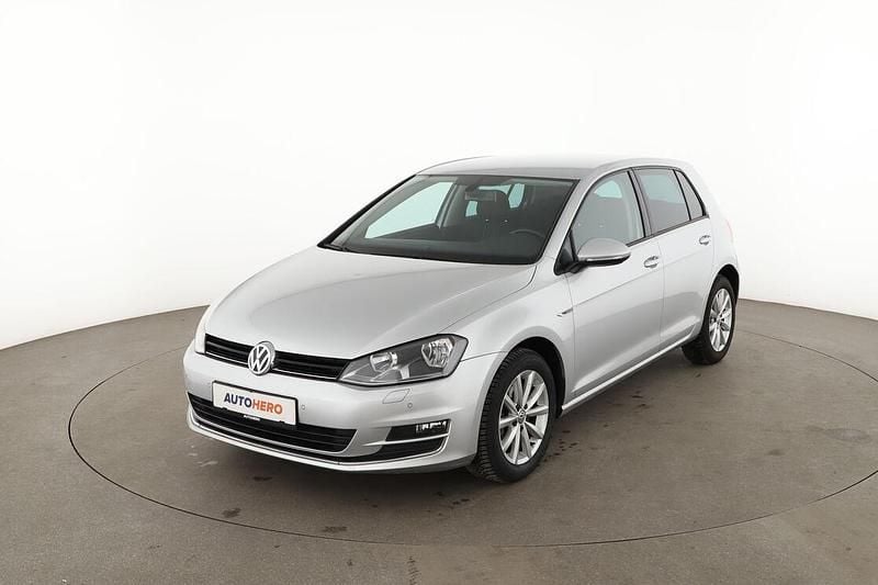 Grau Gebraucht 2016 VW Golf LOUNGE Limousine | 11.740 € (Fairer Preis) - Bild 1/3