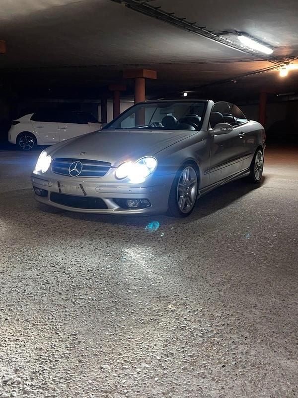 Silber Gebraucht 2003 Mercedes CLK320 AMG Cabrio | 5.100 € (Guter Preis) - Bild 1/4