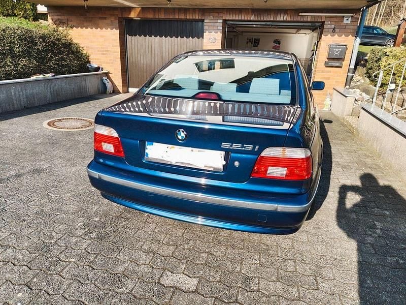 Gebraucht BMW 523 170 PS (125 kW) 2000 Blau Limousine