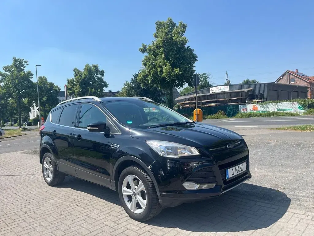 Gebraucht Ford Kuga SYNC Edition 150 PS (110 kW) 2017 Schwarz SUV