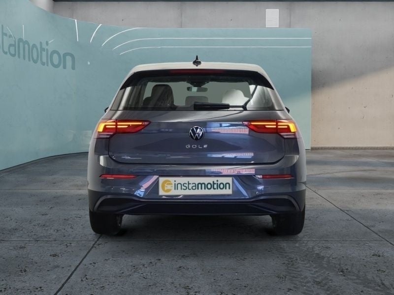 Gebraucht VW Golf VIII Pro 116 PS (85 kW) 2022 Grau Limousine