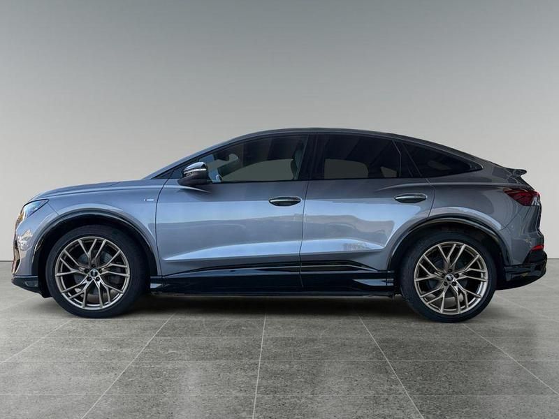 Gebraucht Audi e-tron Sportback S-Line 219 kW (299 PS) 2022 Taifungrau (metallic) SUV