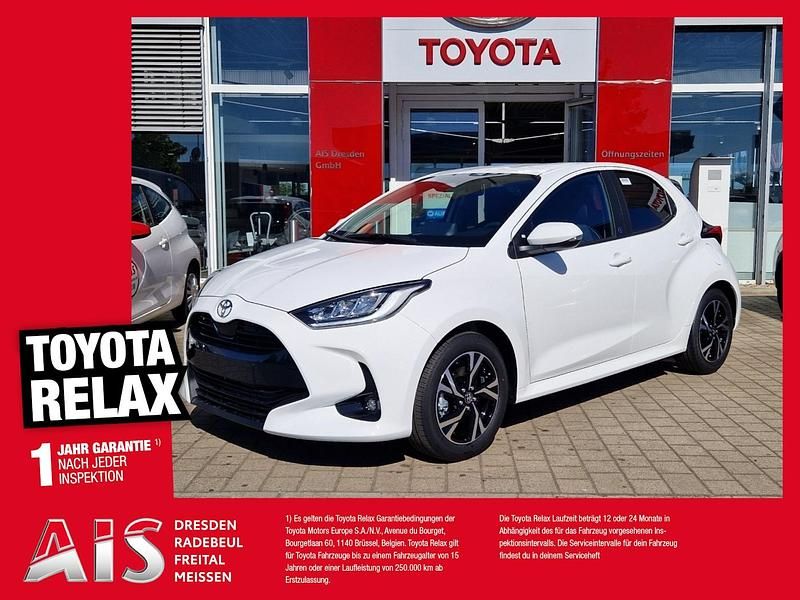 Schneeweiß Neu 2025 Toyota Yaris Hybrid Comfort Kleinwagen | 23.790 € (Guter Preis) - Bild 1/3