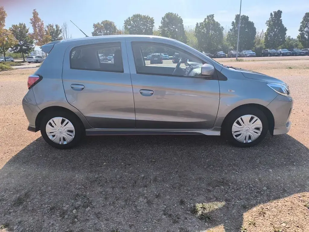 Gebraucht Mitsubishi Space Star Plus 71 PS (52 kW) 2021 Grau Kleinwagen