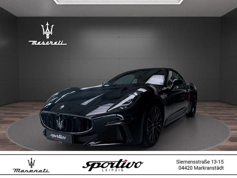 Gebraucht Maserati GranCabrio 549 PS (403 kW) 2024 Schwarz Cabrio