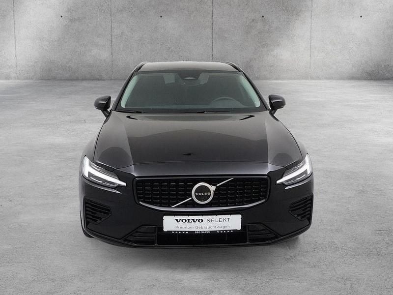 Gebraucht Volvo V60 Business Edition 455 PS (334 kW) 2025 Onyx schwarz Kombi
