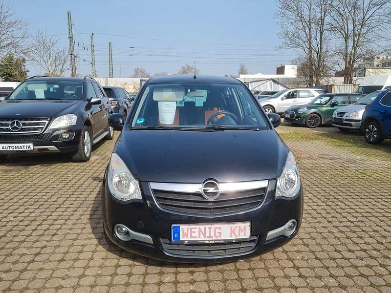 Gebraucht Opel Agila Edition 86 PS (63 kW) 2008 Schwarz Kleinwagen