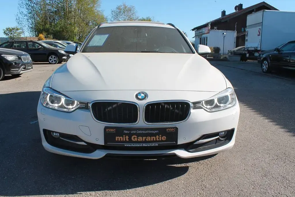 Gebraucht BMW 320 Comfort Edition 184 PS (135 kW) 2014 Weiß Kombi