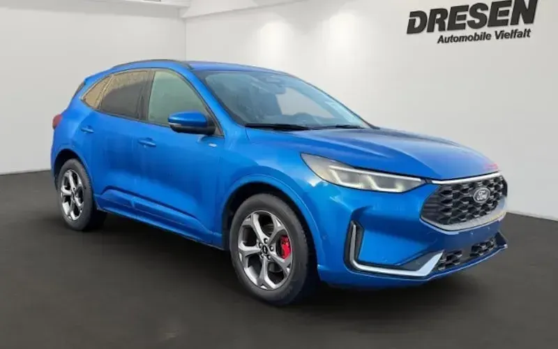 Gebraucht Ford Kuga ST-Line X 186 PS (136 kW) 2025 Blau SUV