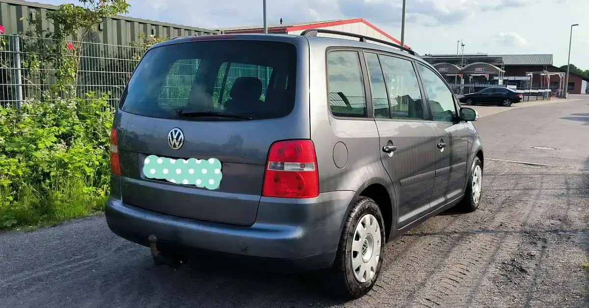 Gebraucht VW Touran Trendline 101 PS (74 kW) 2004 Van / Kleinbus