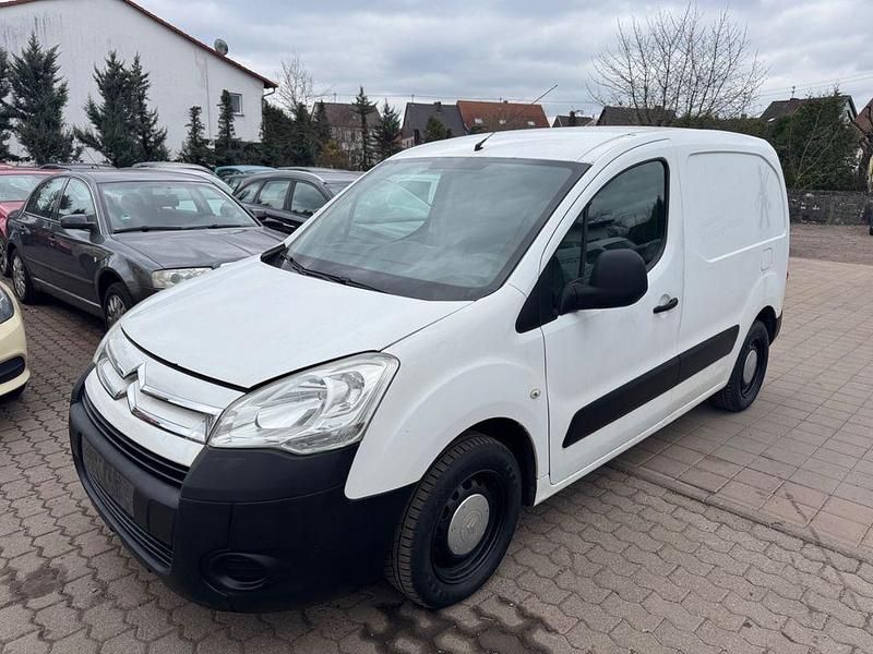 Weiß Gebraucht 2011 Citroën Berlingo Van / Kleinbus | 2.990 € (Superpreis) - Bild 1/4