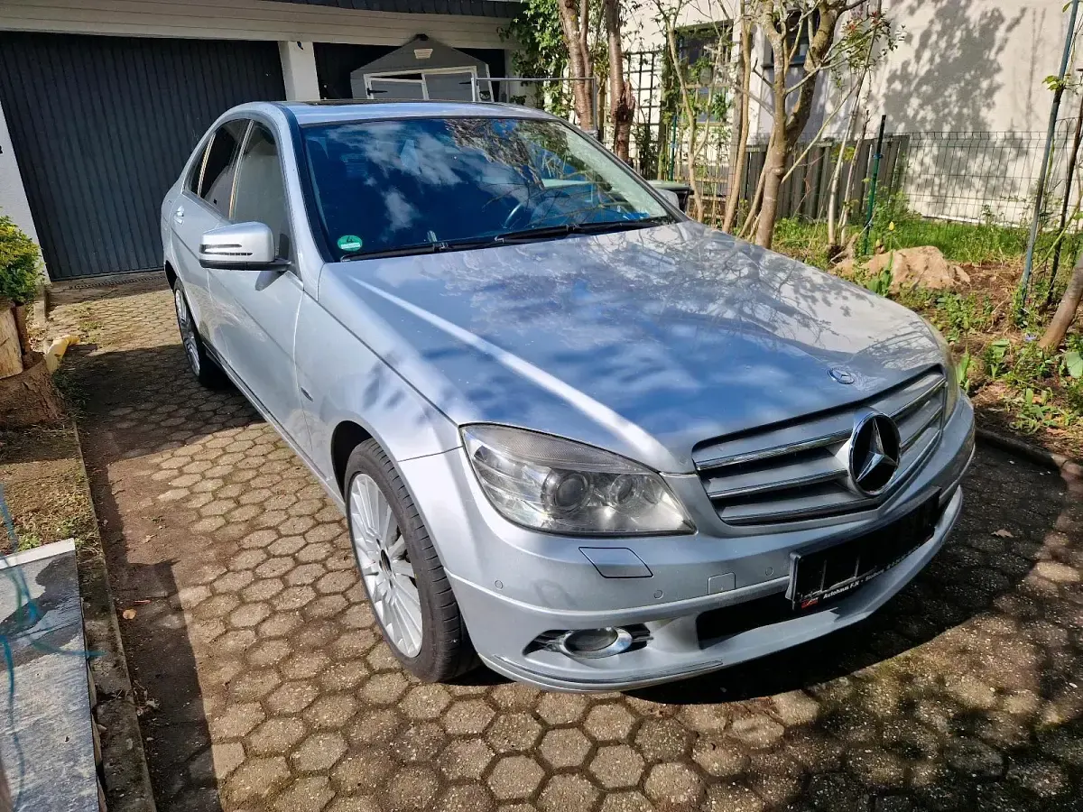 Gebraucht Mercedes C220 170 PS (125 kW) 2009 Silber Limousine