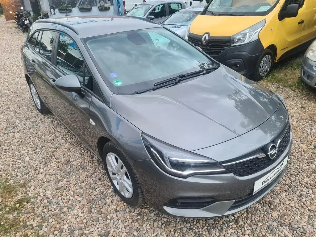 Gebraucht Opel Astra Edition 131 PS (96 kW) 2020 Grau Kombi