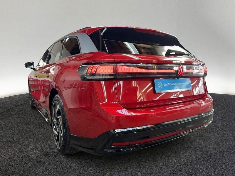 Gebraucht VW ID.7 Pro 210 kW (286 PS) 2025 Rot Kombi