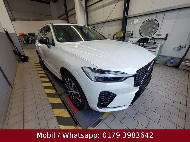 Gebraucht Volvo XC60 Plus 250 PS (183 kW) 2023 Crystal white SUV