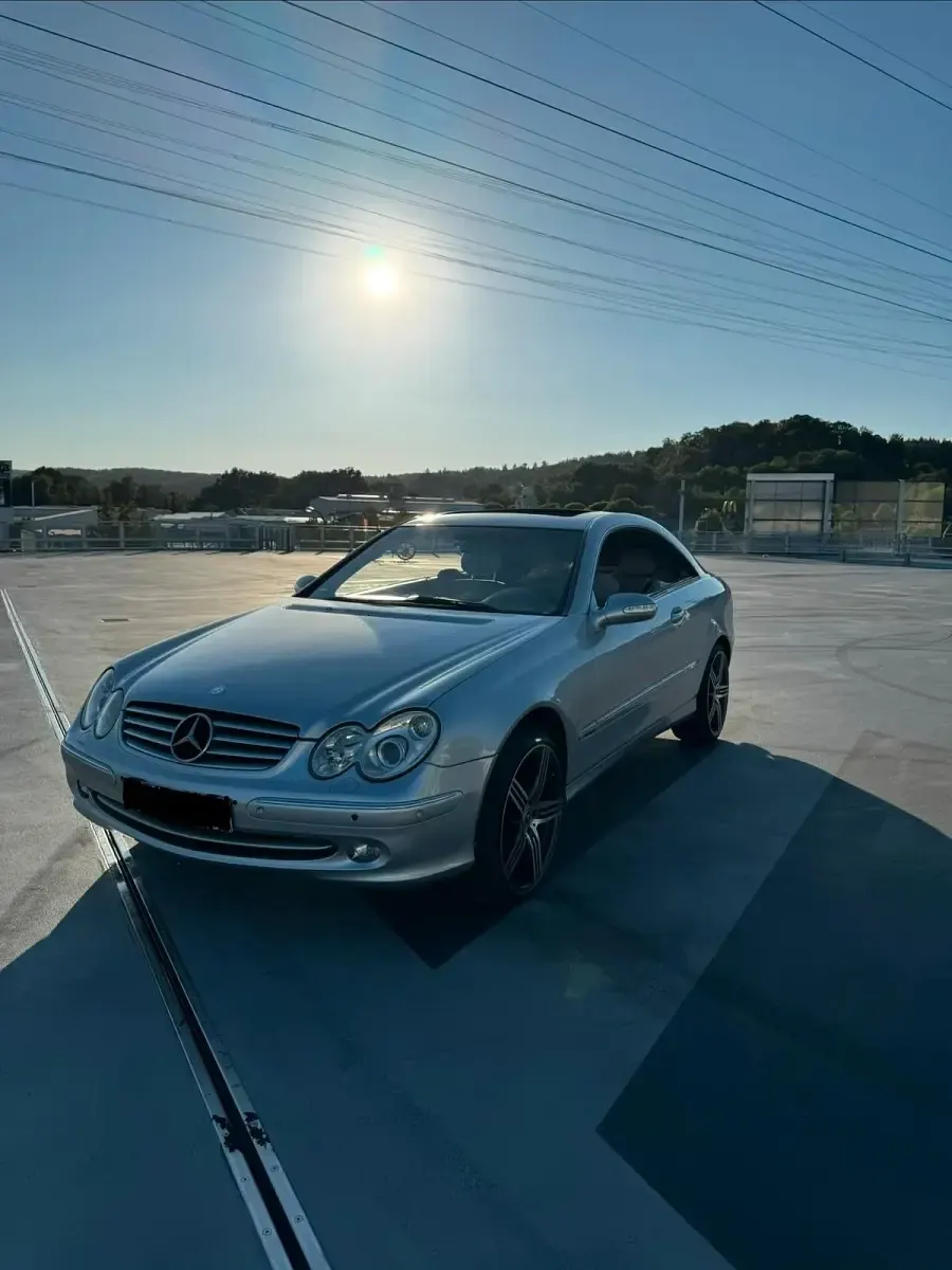 Gebraucht Mercedes CLK200 163 PS (119 kW) 2004 Silber Coupé