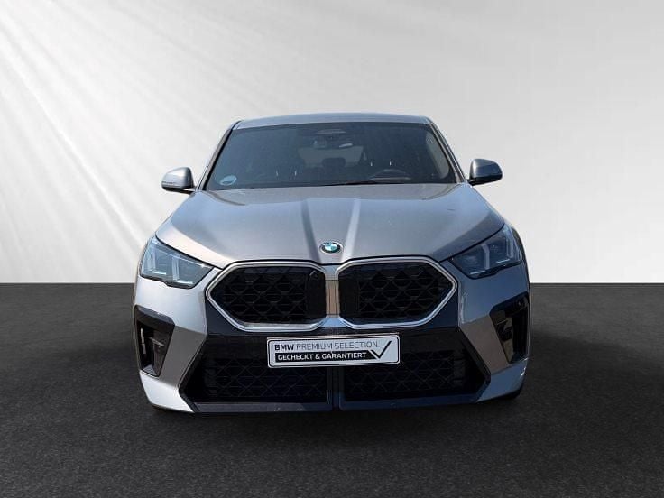 Gebraucht BMW X2 M Sport 150 PS (110 kW) 2024 Skyscraper grau metallic SUV