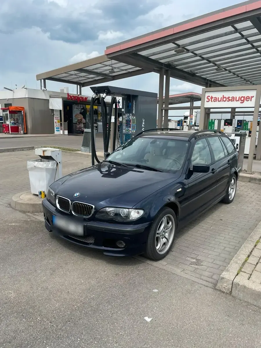 Second-hand BMW 330 184 CP (135 kW) 2003 Albastru Break