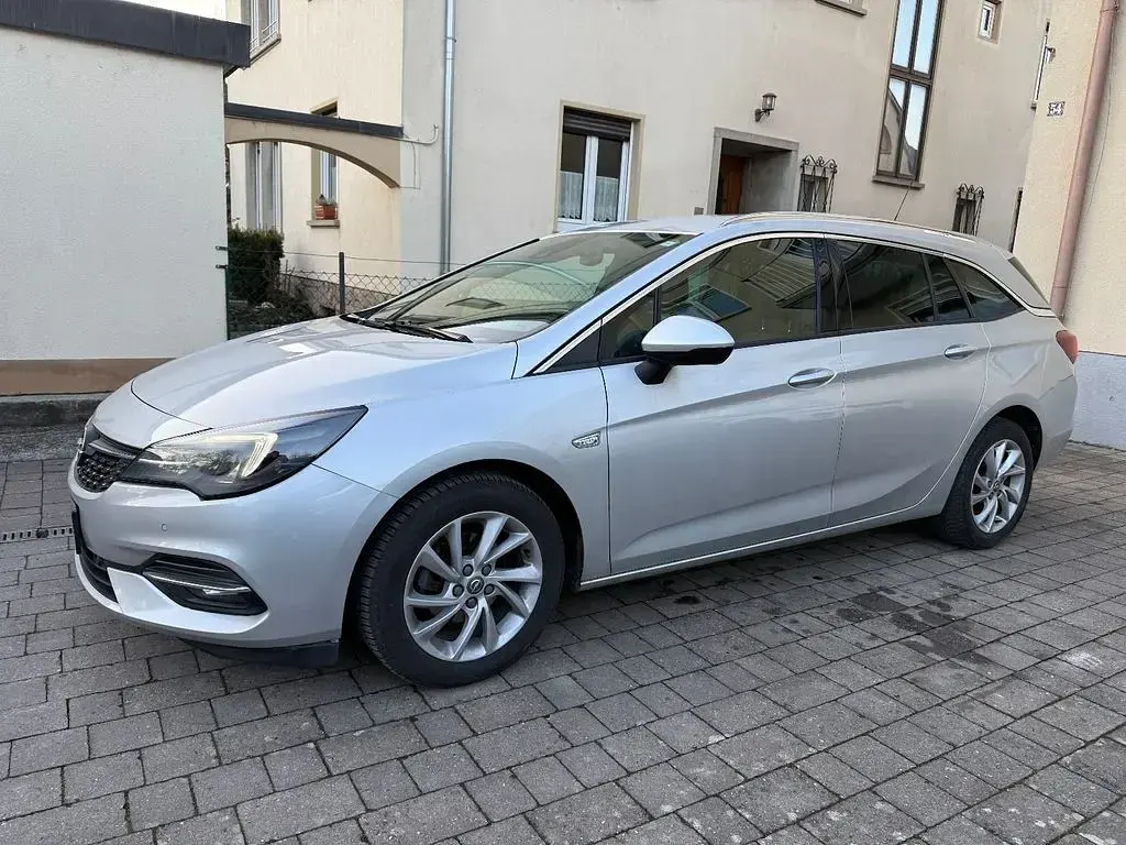 Gebraucht Opel Astra 122 PS (89 kW) 2021 Silber Kombi