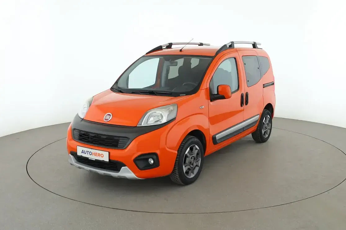 Gebraucht Fiat Qubo Trekking 95 PS (69 kW) 2017 Van / Kleinbus