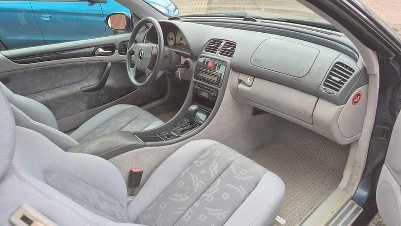 Gebraucht Mercedes CLK320 218 PS (160 kW) 1998 Blau Coupé