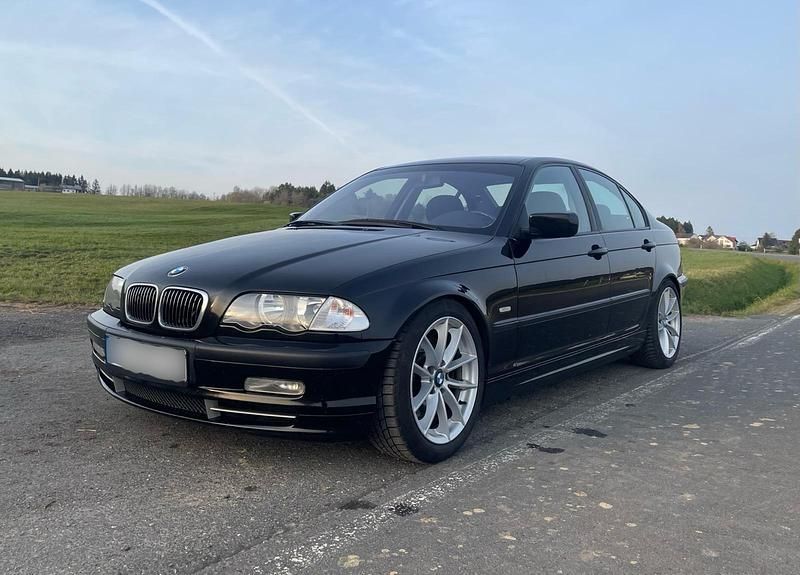 Gebraucht BMW 330 Shadowline 231 PS (169 kW) 2000 Schwarz Limousine